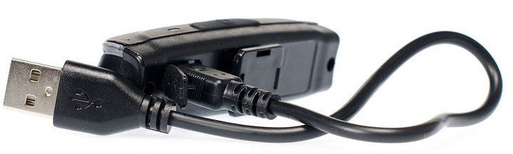 Simson achterlicht Line USB LED oplaadbaar zwart op kaart